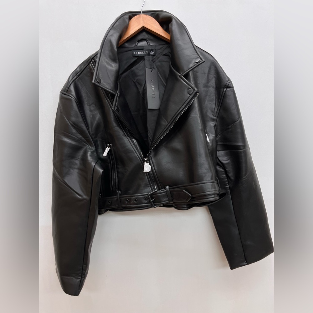 New Lioness Staten Island black jacket size xl